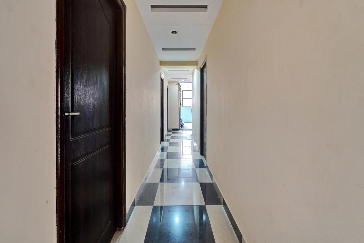Oyo Hotel Svn Hotel And Lodging Bangalore Exterior foto
