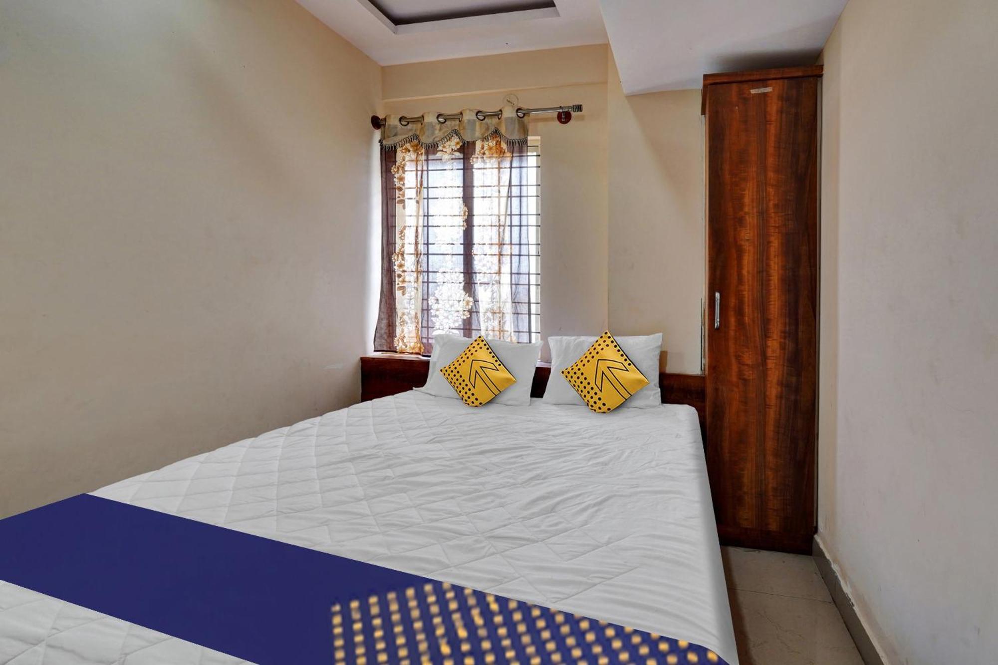 Oyo Hotel Svn Hotel And Lodging Bangalore Exterior foto